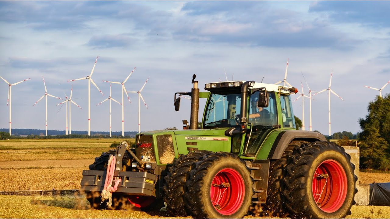 Mais Ernte // FENDT ARMY // Biogas Anlage