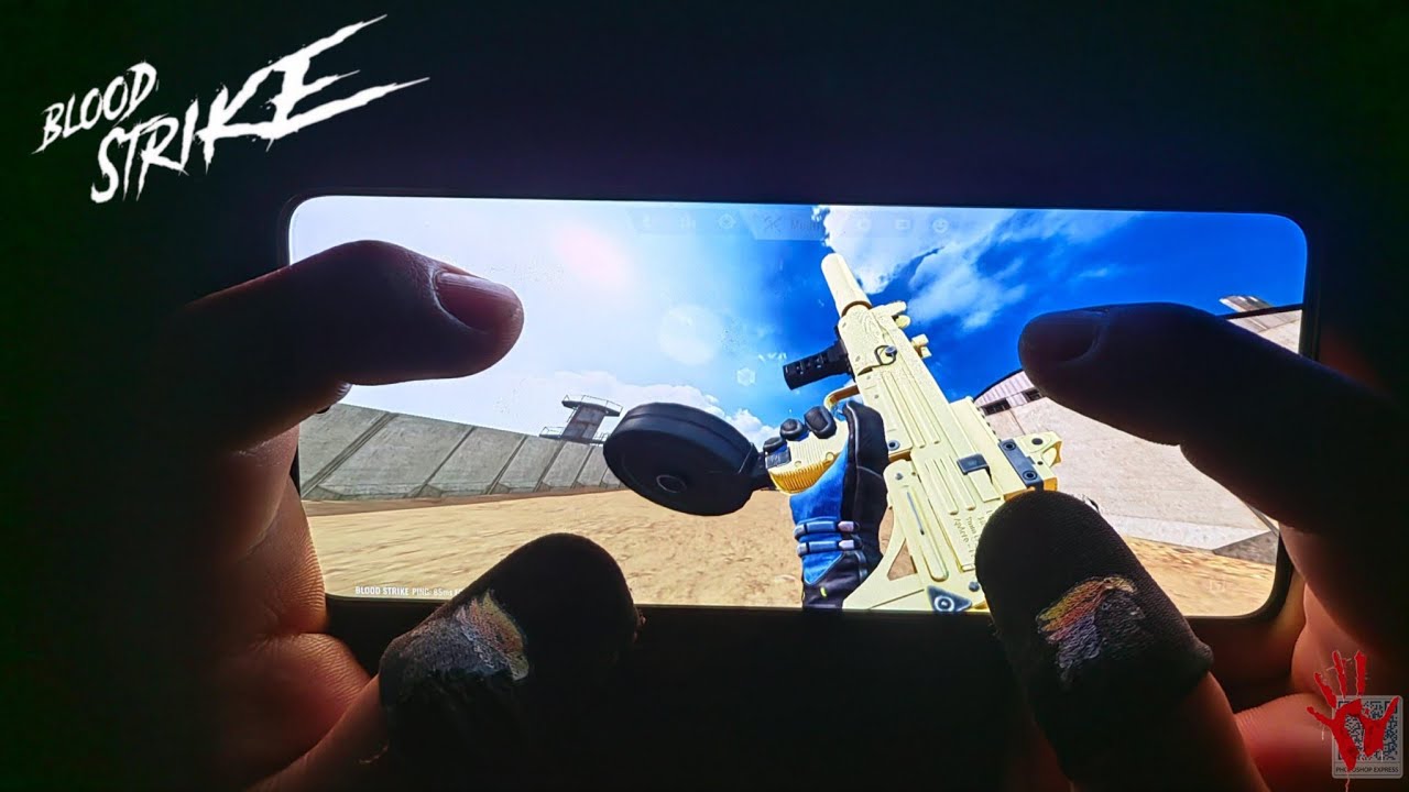 Blood strike 4-finger handcam professional