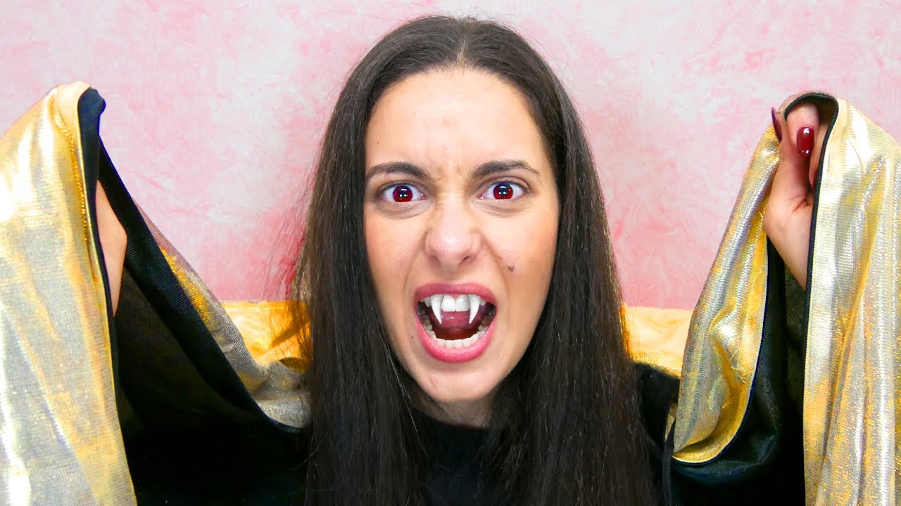 REBBY È DIVENTATA UNA VAMPIRA!!