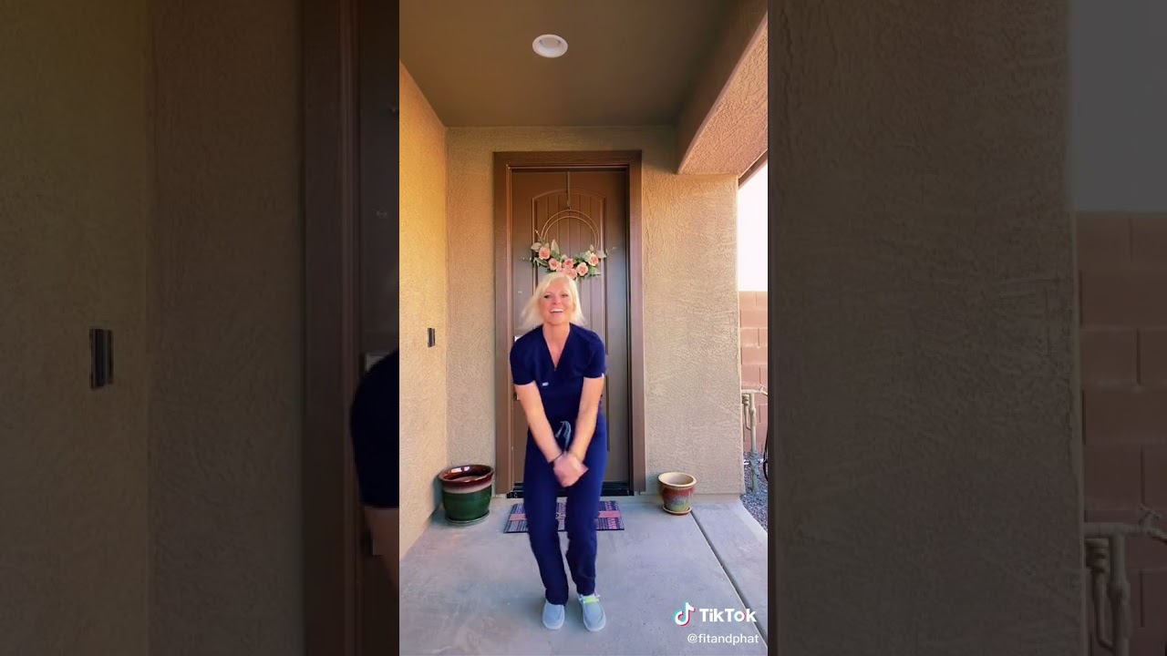 Cindy 🌸 - Disco ➕ pop = #uptownfunk #fitandphat #dancingnurse #nurse #oldschool #fyp #az #heydudes