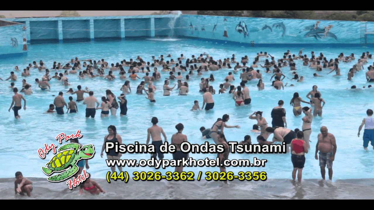 Piscina de ondas Tsunami - Ody Park Hotel