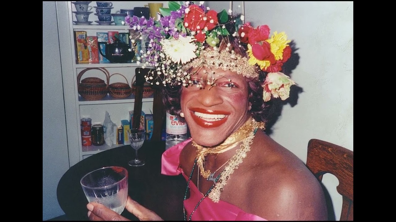 ARCHIVAL DRAG