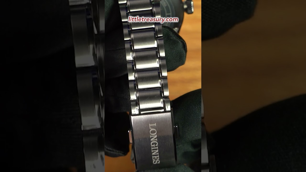 The Titanium Micro Adjustable Bracelet on the Longines Titanium Zulu Time 39 Detailed