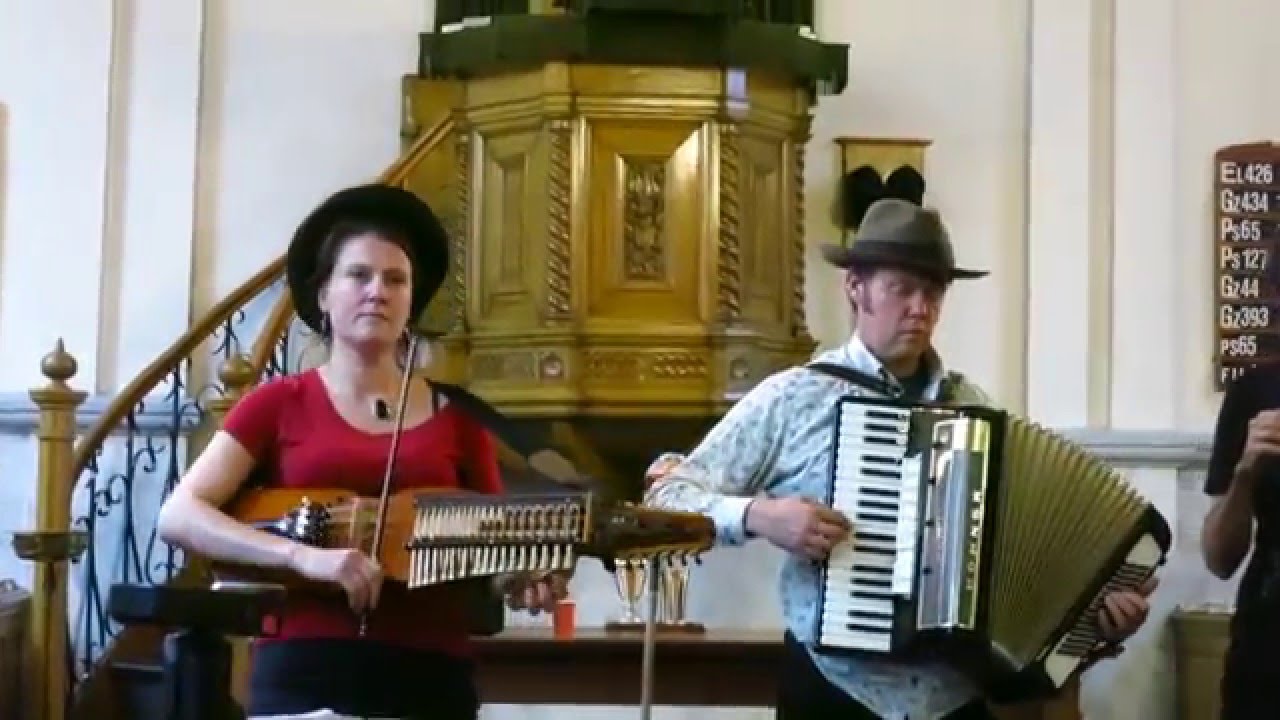 Sidaro Klezmer and Balkan band plays Kalajdzisko Oro 11/8 Lutjegast The Netherlands