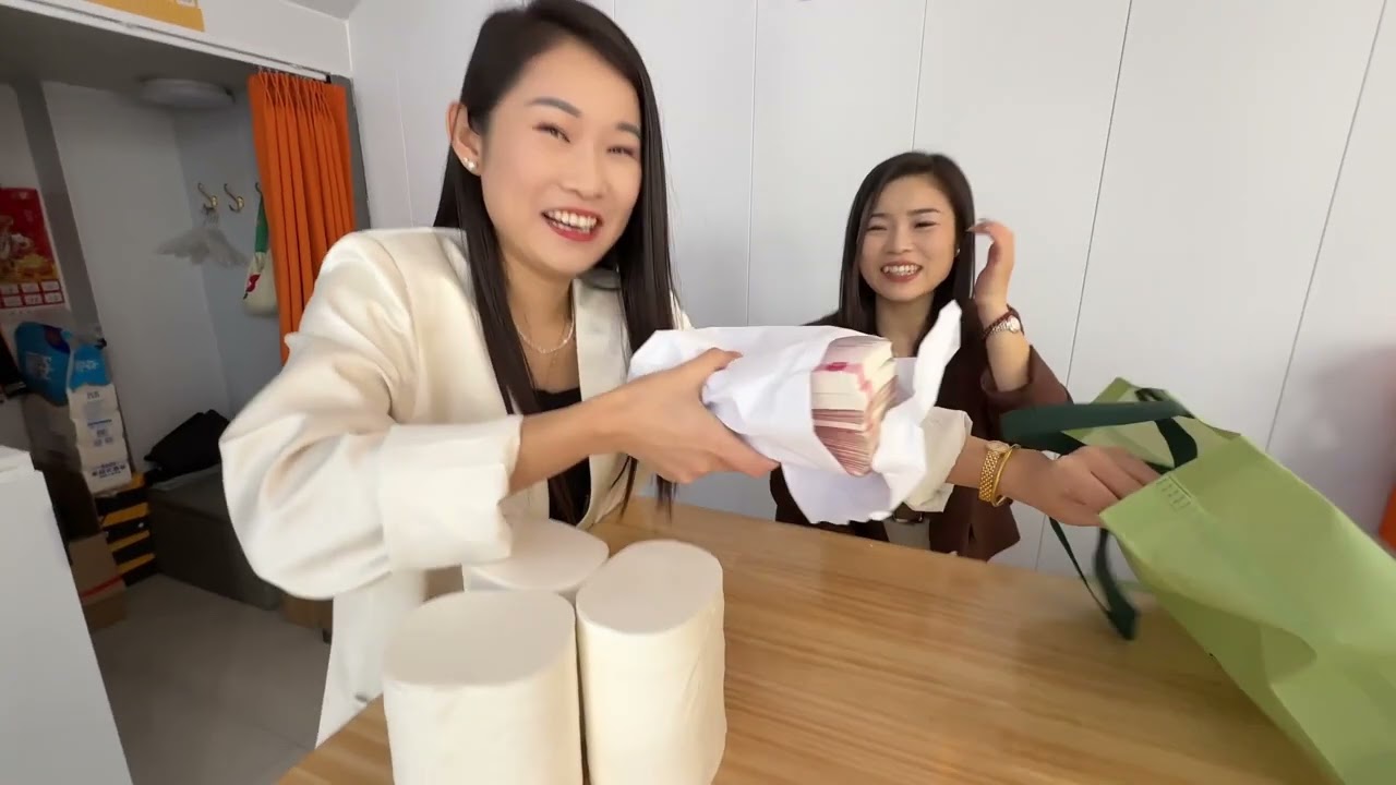 老公四千多都充游戏了，把女儿买零食的钱全花了【你好仲文】