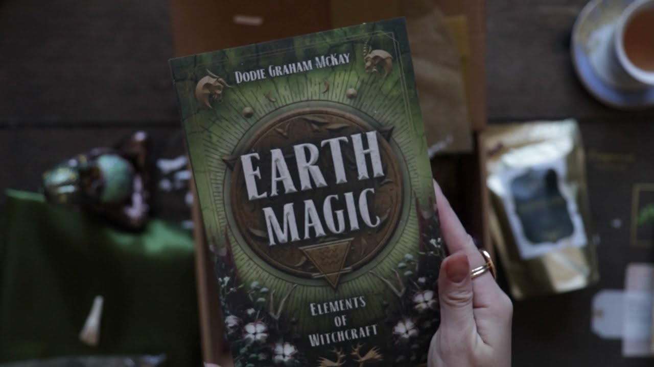 The Witches Box December Unboxing