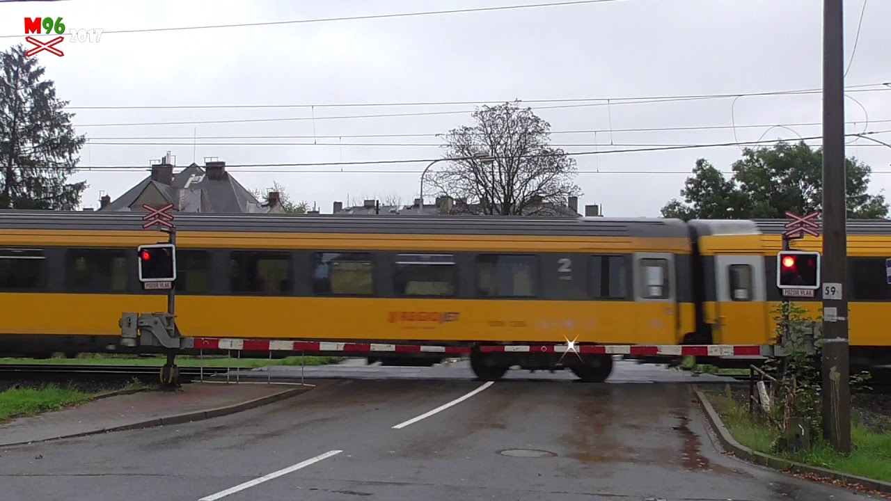 Železniční přejezd Ostrava-Kunčičky [P7397] - 23.9.2017 / Czech railroad crossing