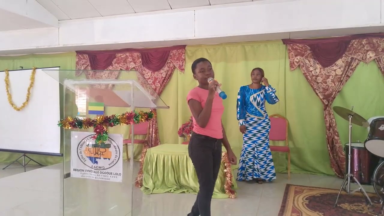 Officiance du Dimanche 14 Décembre 2025, par la Sœur Sagesse N°1