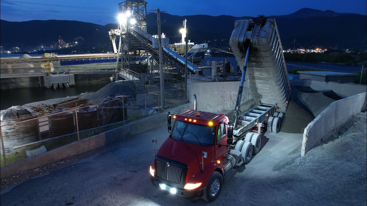 Jamaica Pre-Mix & Aggregates l Loading Barge | S2•E3 | Loading 5500 Gravel
