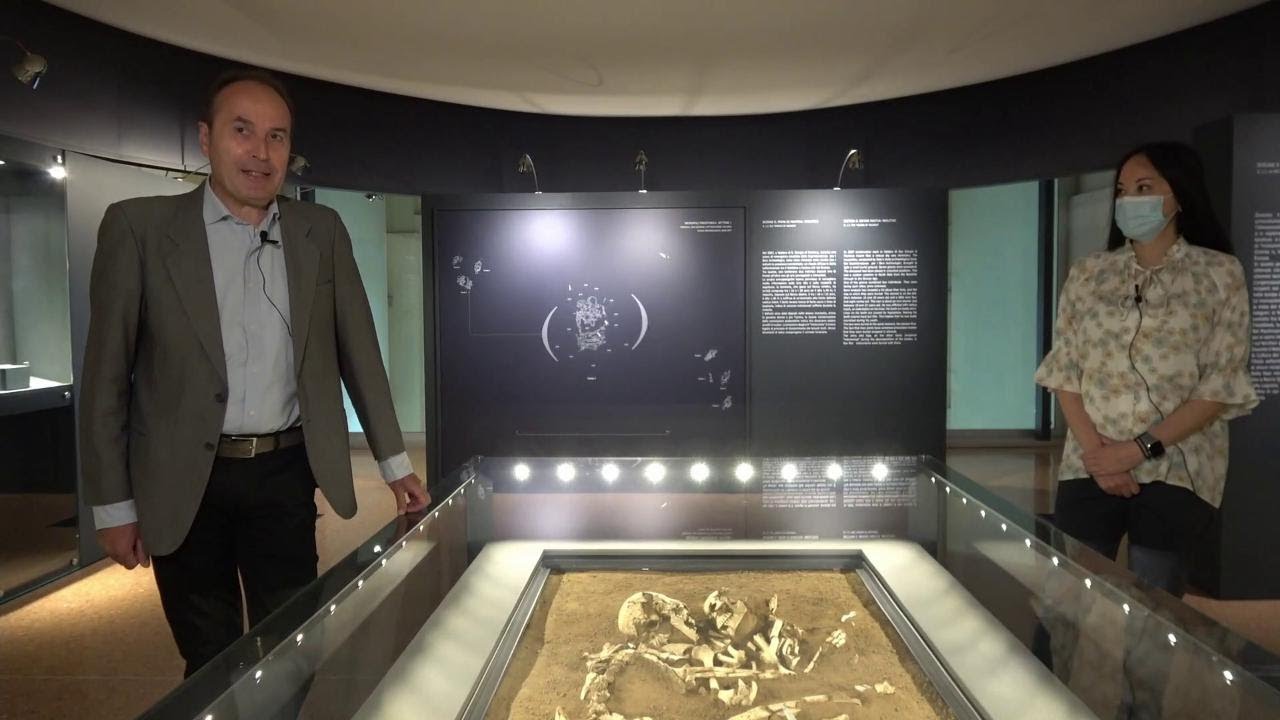Omnia Mantova - Abbracciati da 5.500 anni: la doppia sepoltura neolitica di Valdaro