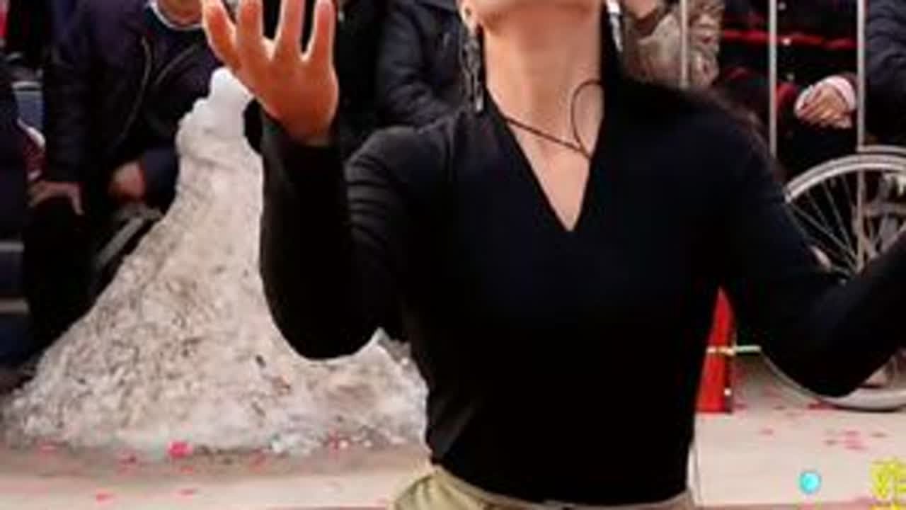 梦舞版《狱中四梦》，唱尽人生悲欢离合，一首歌一个故事，这埸景听哭了多少人梦里的你，满含对亲人的思念与对自由的渴望……！#上热搜 #创作者分成伙伴计划@小土妹(不忘初心) @梦舞8023《心上人出...