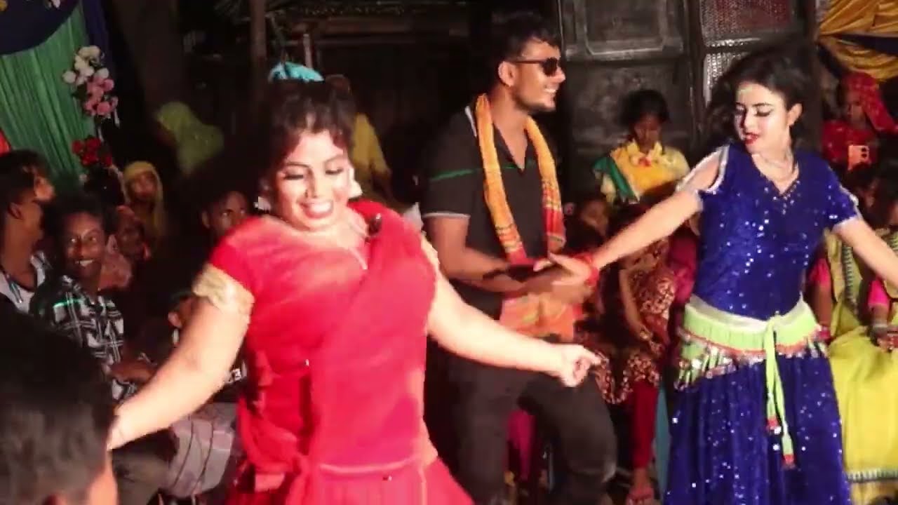 দুই দীকে দুই রুপোসী কারে ভালোবাসি আমার বুইড়া মনটা আজকে আবার জোয়ান হতে চায় Biya Bari dance 2026