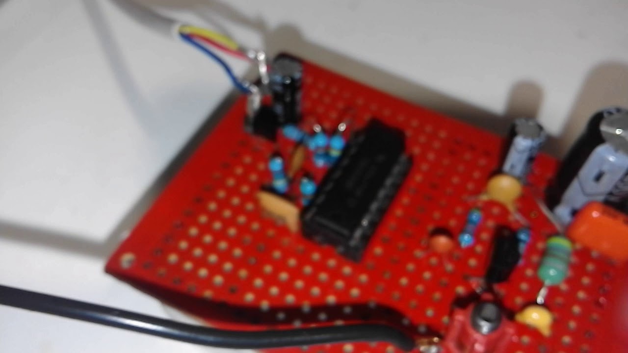 TX CRYSTAL LOCK FM TRANSMITTER CD4069