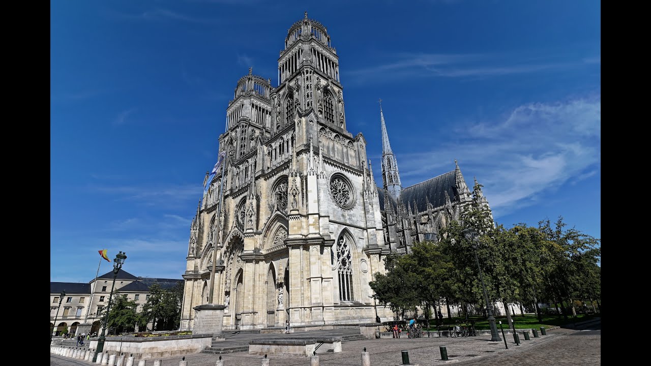 La cathédrale de la Sainte Croix (4K) - Orléans - Région Centre Val de Loire - France