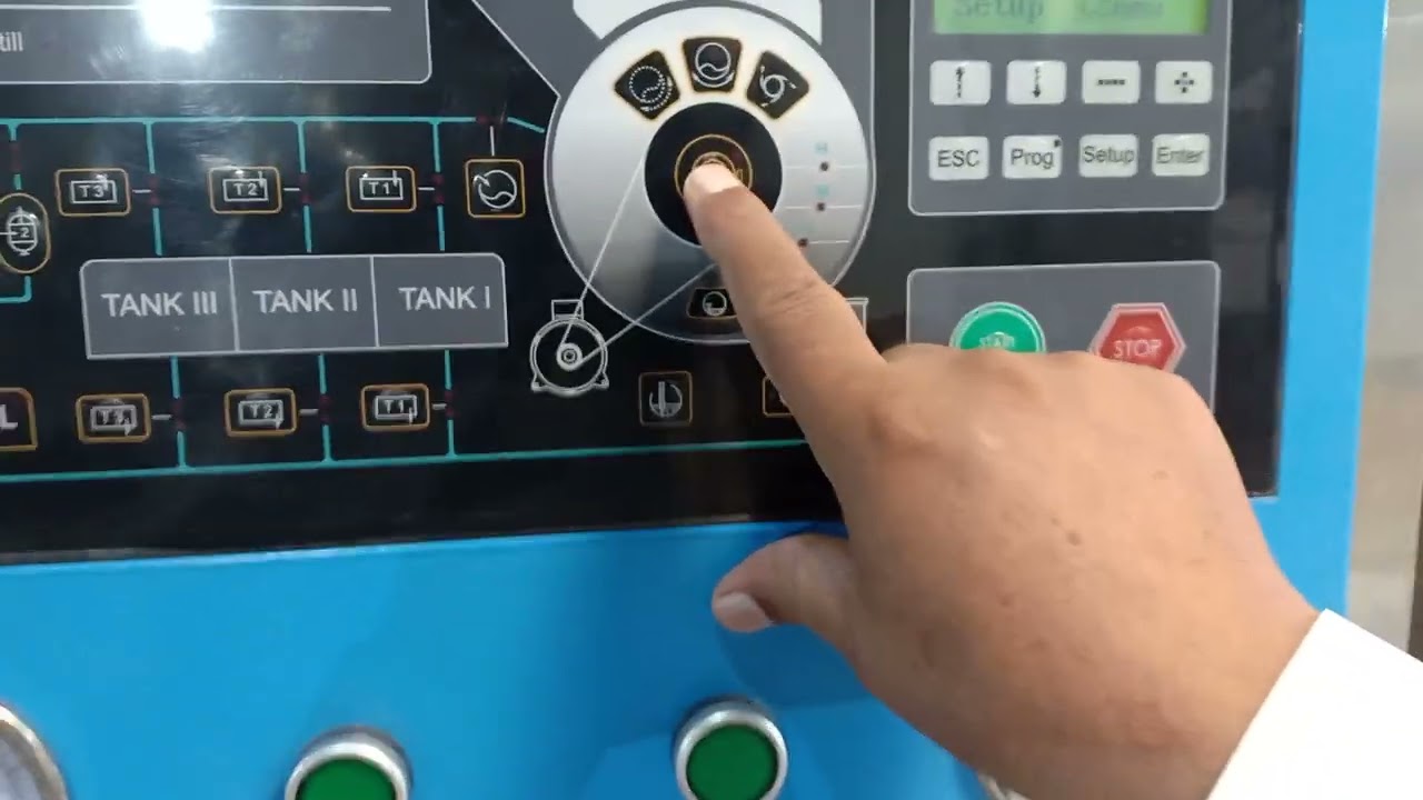 Dry clean machine