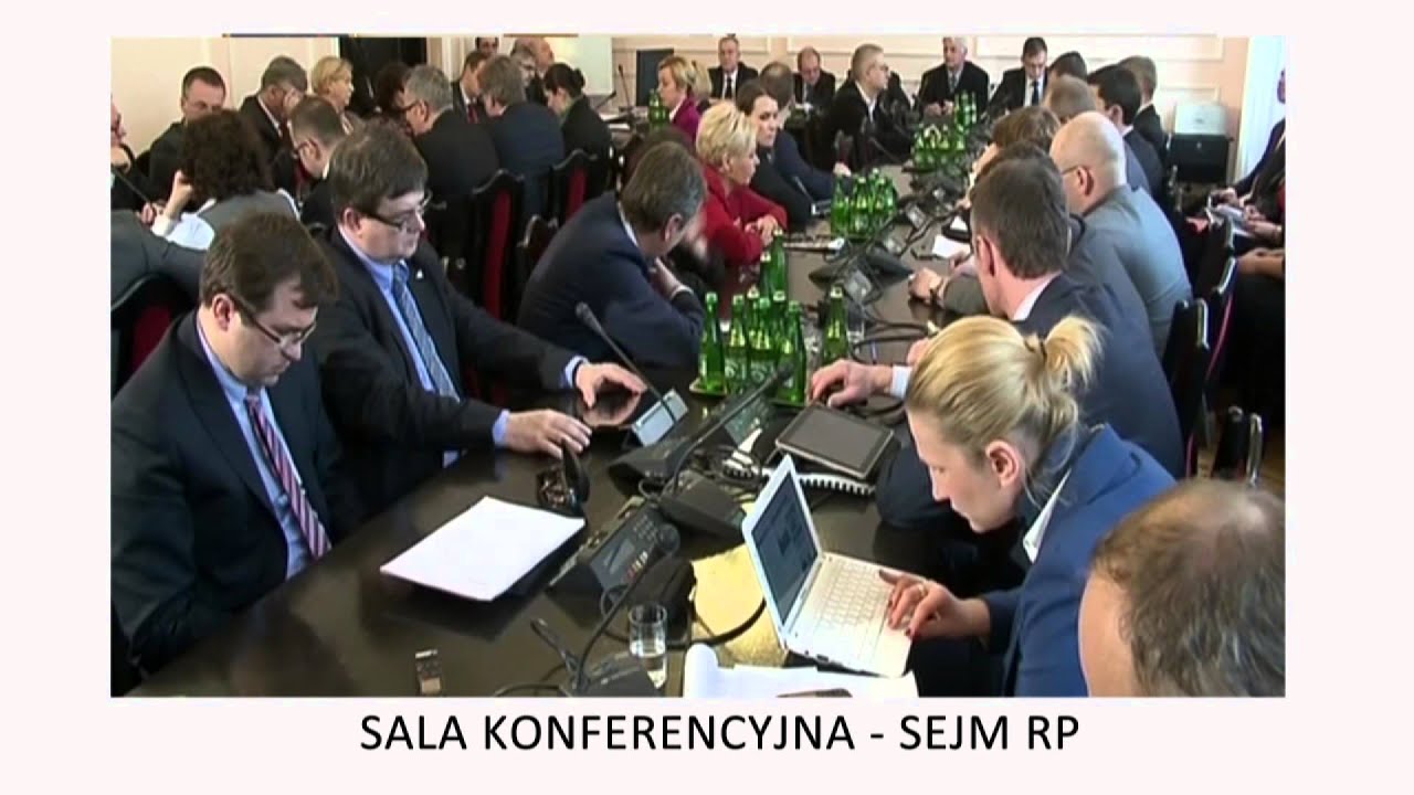 Optymalne wyposażenie sali obrad Rady Miasta, Gminy i Sejmiku - szkolenie online