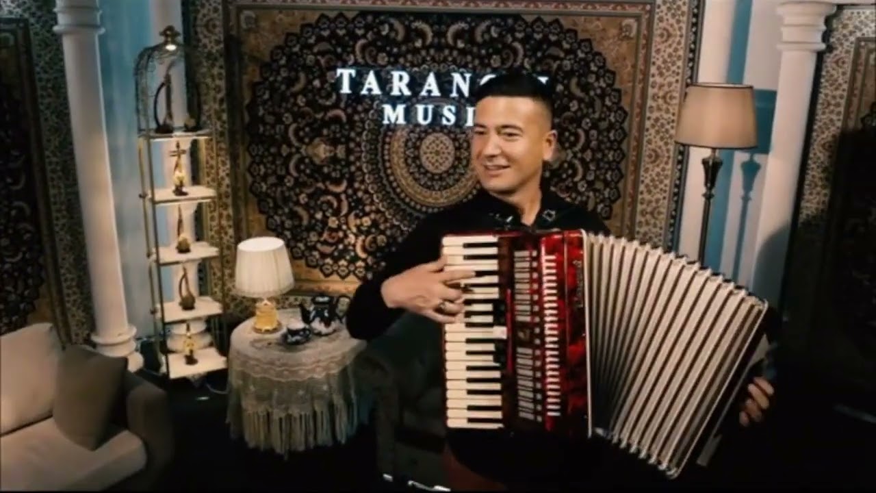 Uyghur classic song - Soyganushka | سۆيگانۇشكا
