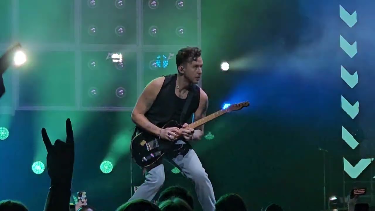 Mcfly - Everybody Knows (and Cover Medley) - 21st Birthday Party, Night 2 - 10/10/24