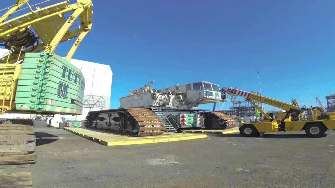Tutt Bryant Terex Demag CC8800-1 Assembly