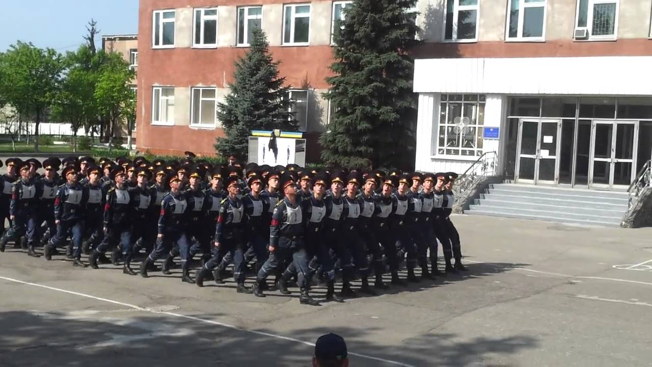 01.05.2013 подготовка парадной коробки НУЦЗУ