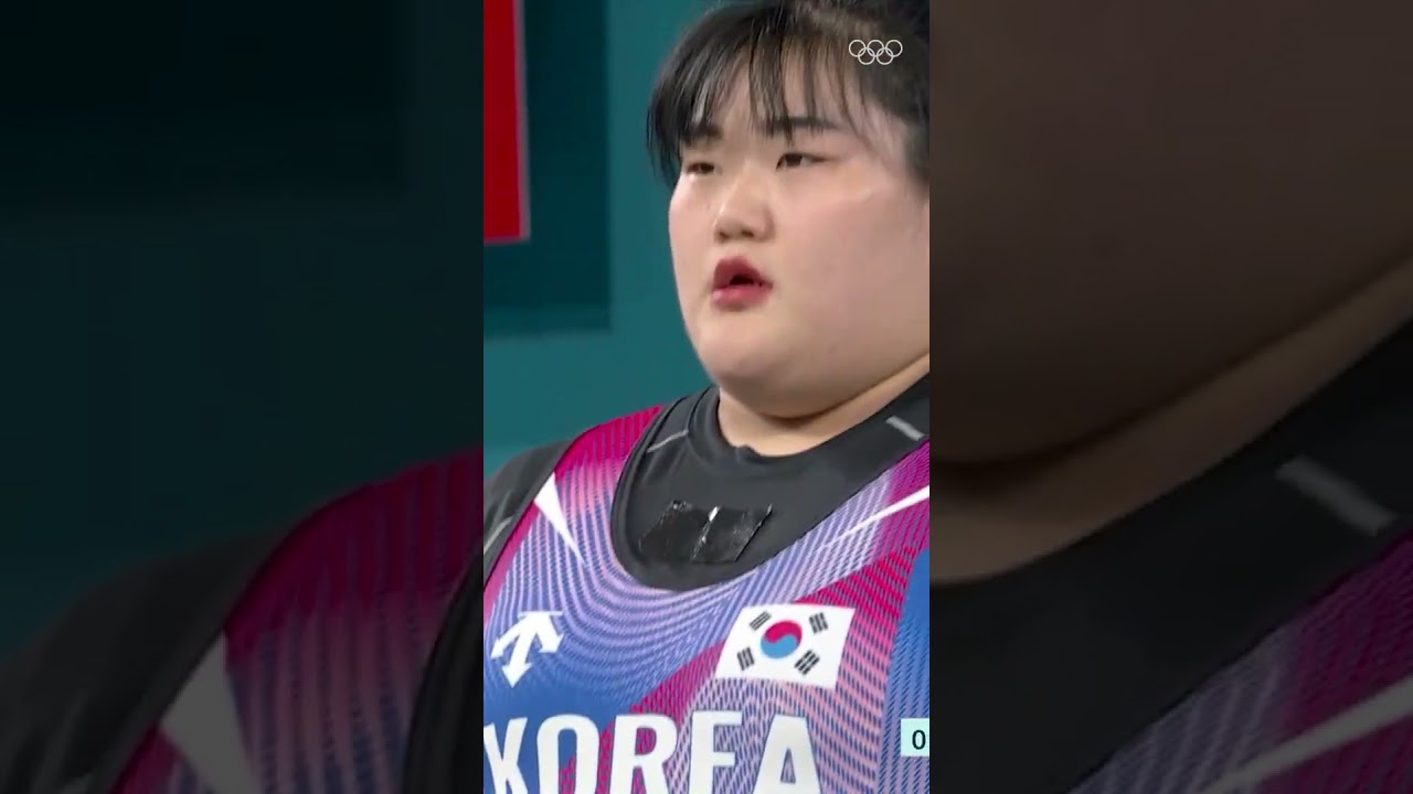 Park Heyjeong secured silver in weightlifting at Paris 2024🥈
