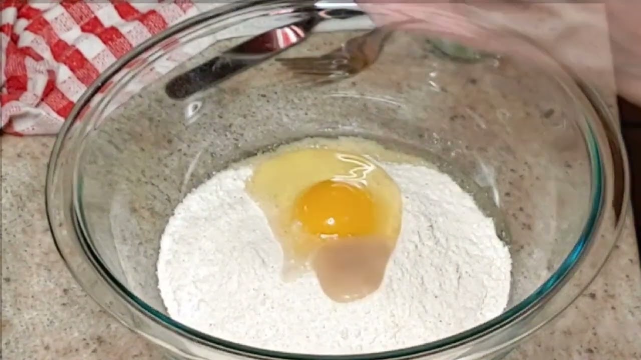 🤔Did you know that you can make cornbread without flour? yes! it's so simply! Check it out below!👇