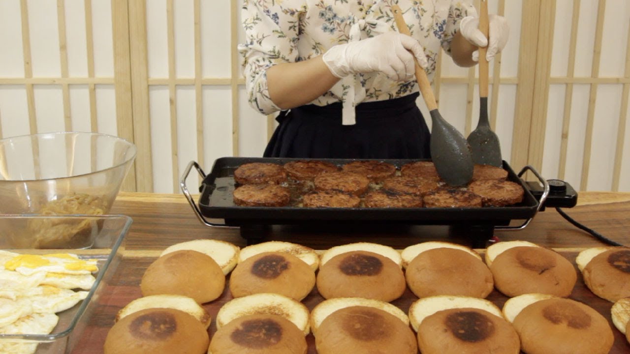 고기인듯 고기아닌 고기같은 콩고기패티로 만든 햄버거 드셔보셨음...? ㄹㅇ 기술의 발전 ㄹㄱㄴ...