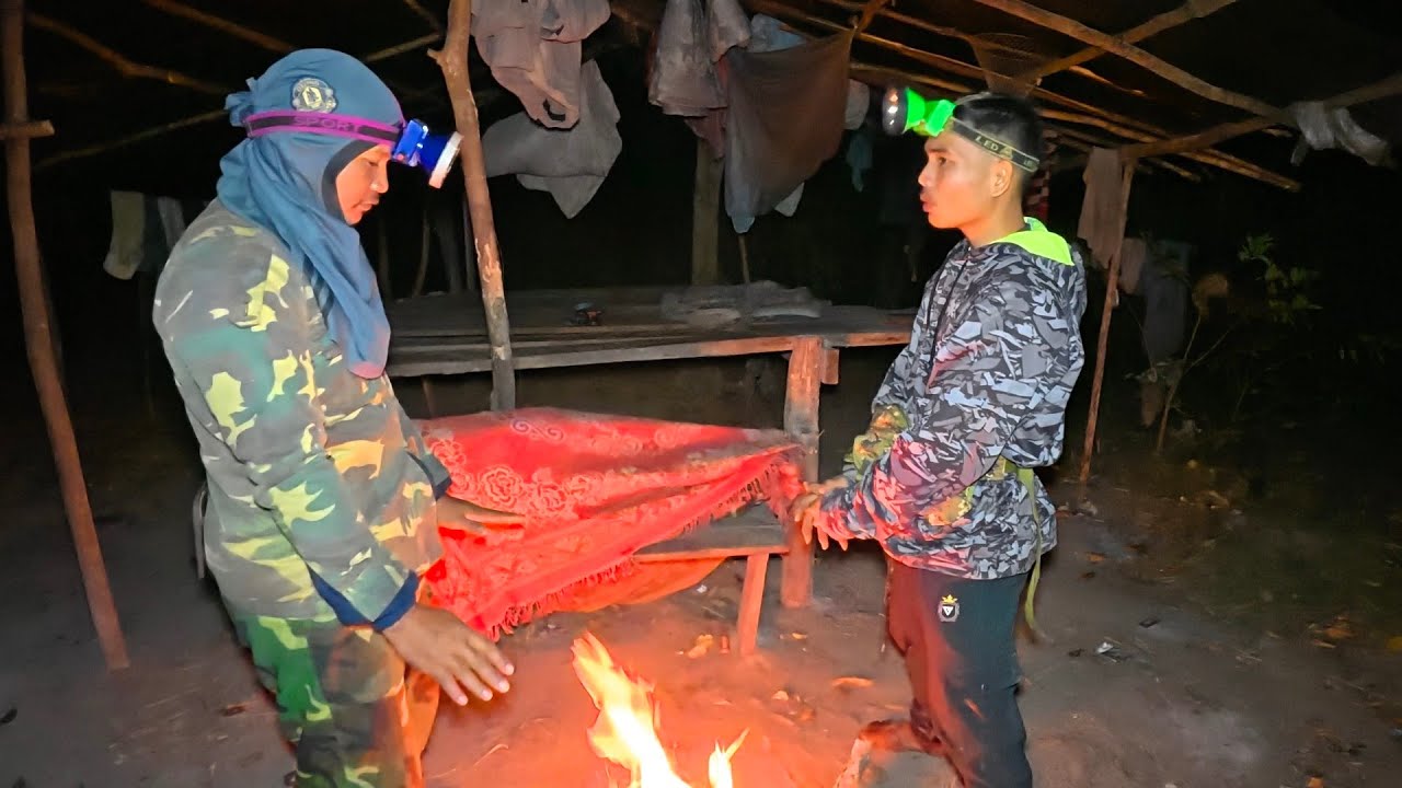 ร่องเรือ ออกใต้ตาริมตาฝั่งเช//ອອກໃຕ້ຕາຮີມຕາຝັ່ງເຊ Hieng บ่าวเฮียง คนหากิน