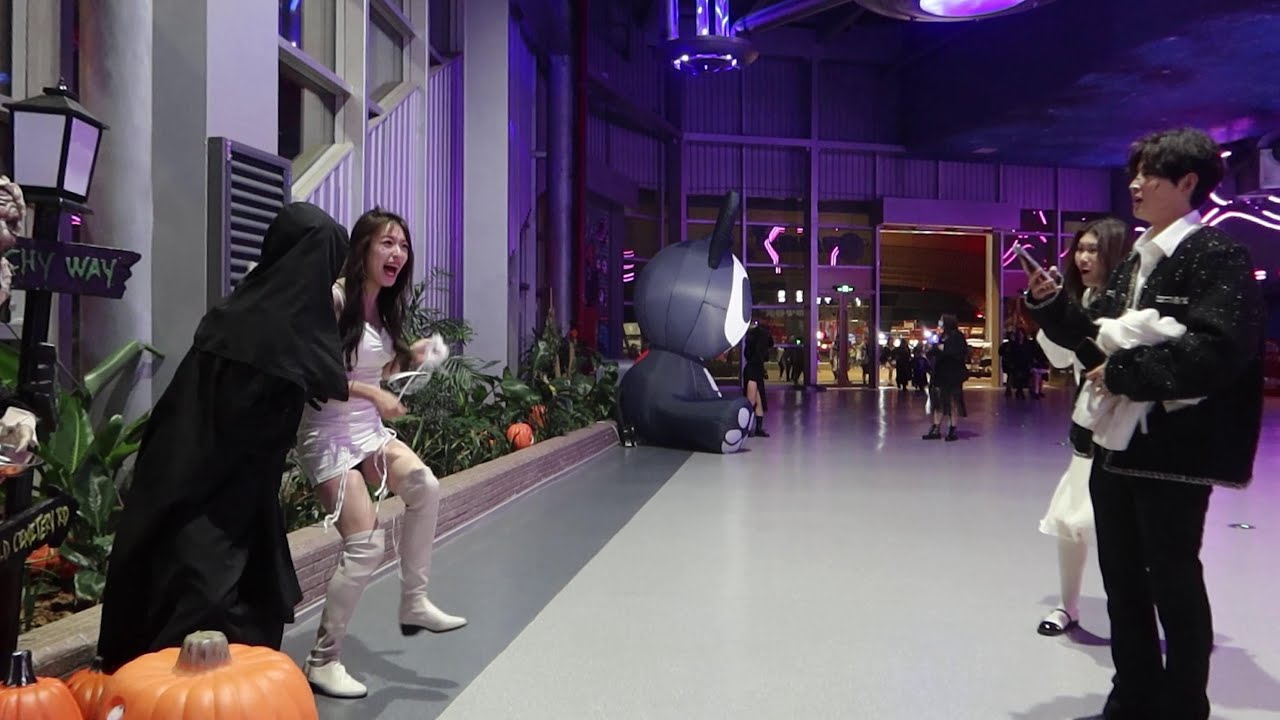 Funny prank collection 12 in China.丨中國搞笑惡作劇合集12.