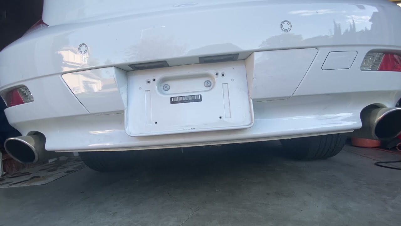 Cold start 2006 BMW 650i 6 speed manual.