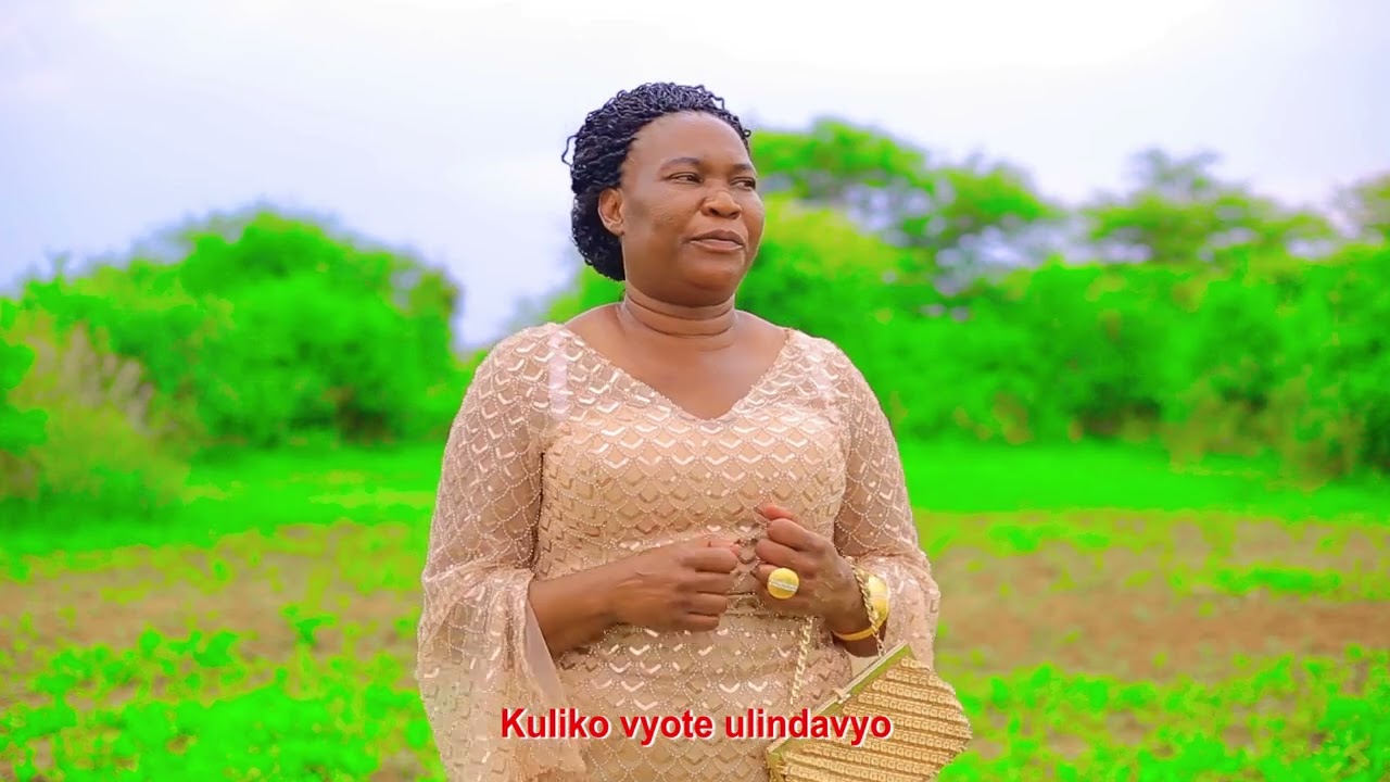 Zaina Mponzi-LINDA MOYO (Official music video)