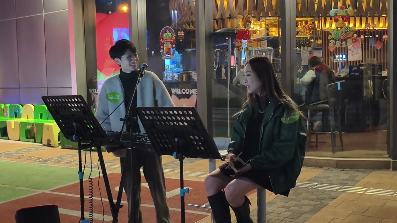 Crystal Clear / 還有一艘救生艙 - 炎明熹 (Cover) @海天晉匯Busking 2026.02.01