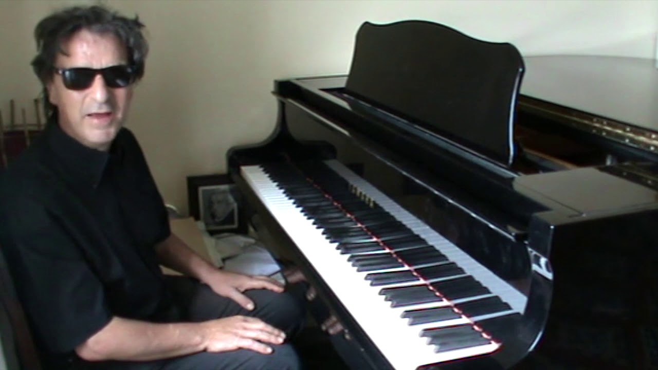 From the chromatic scale to the diminished scale
