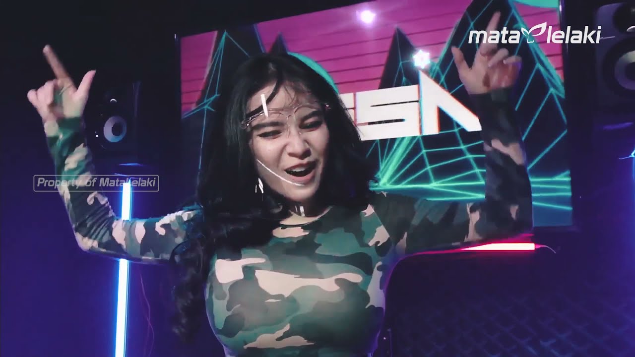 DJ NISSA PERFORM MUSIK BREAKBEAT AND JUNGLE DUTCH