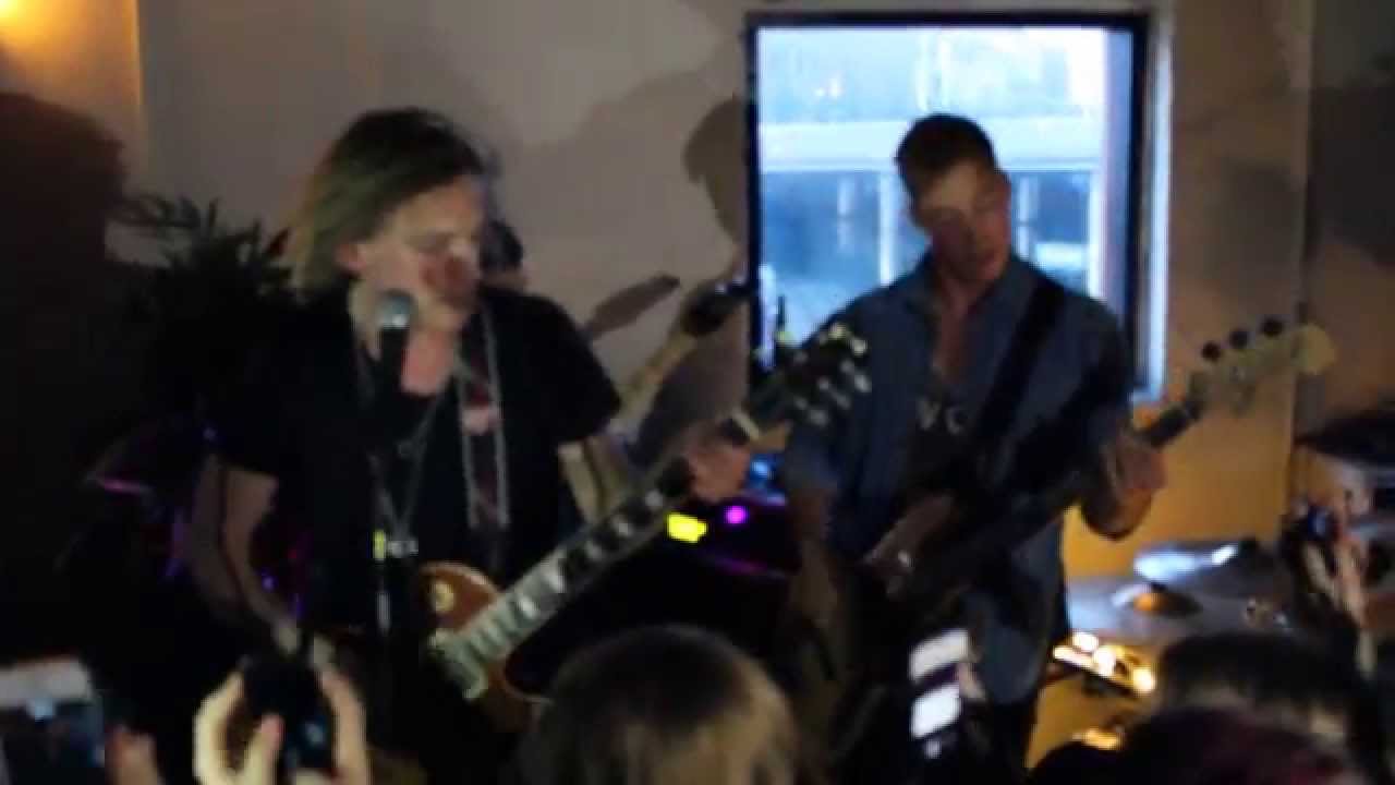 Waiting - Jamie Campbell Bower and The Darling Buds at Kayak Bar Copenhagen 15th May 2014