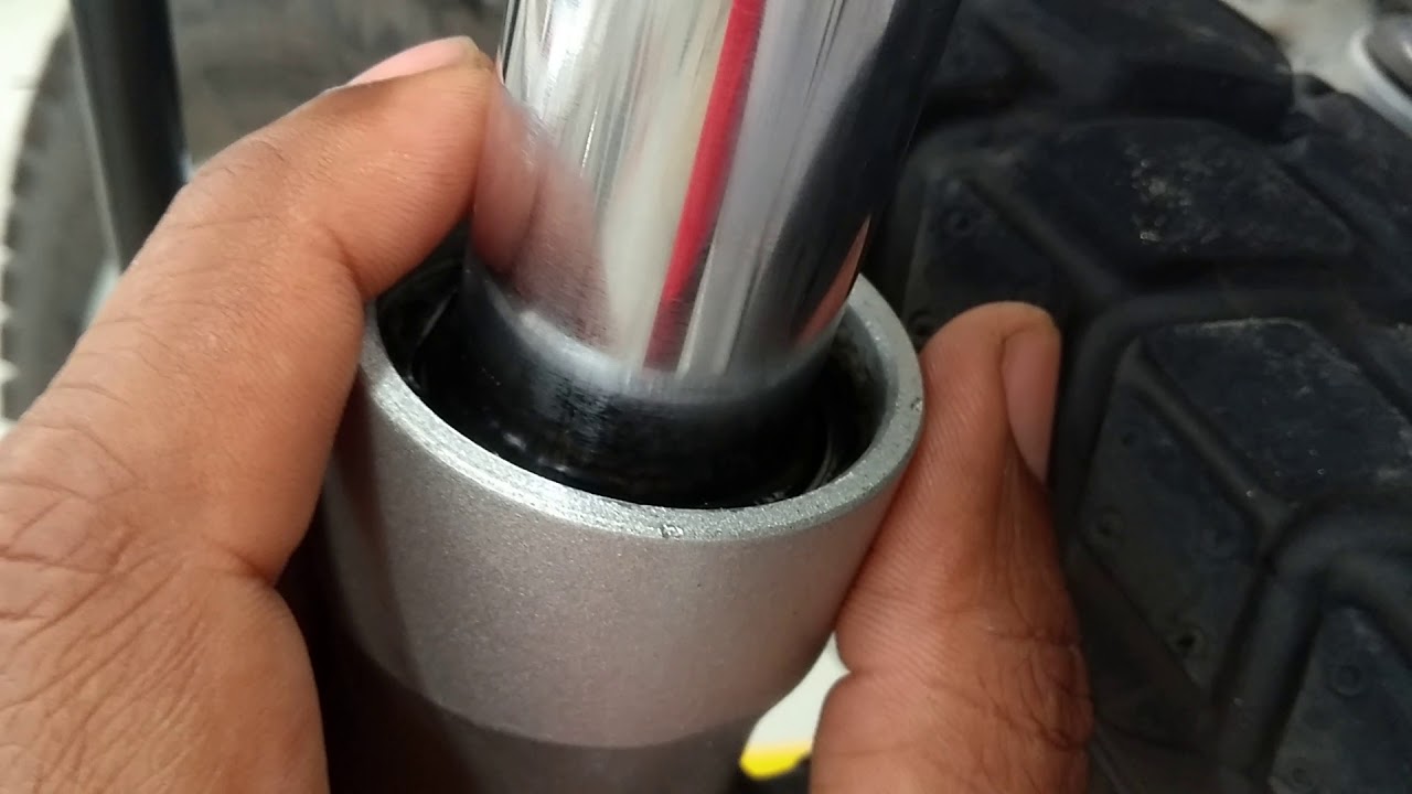 Moto com Vazamento na bengala, veja o que fazer primeiro antes de gasta.