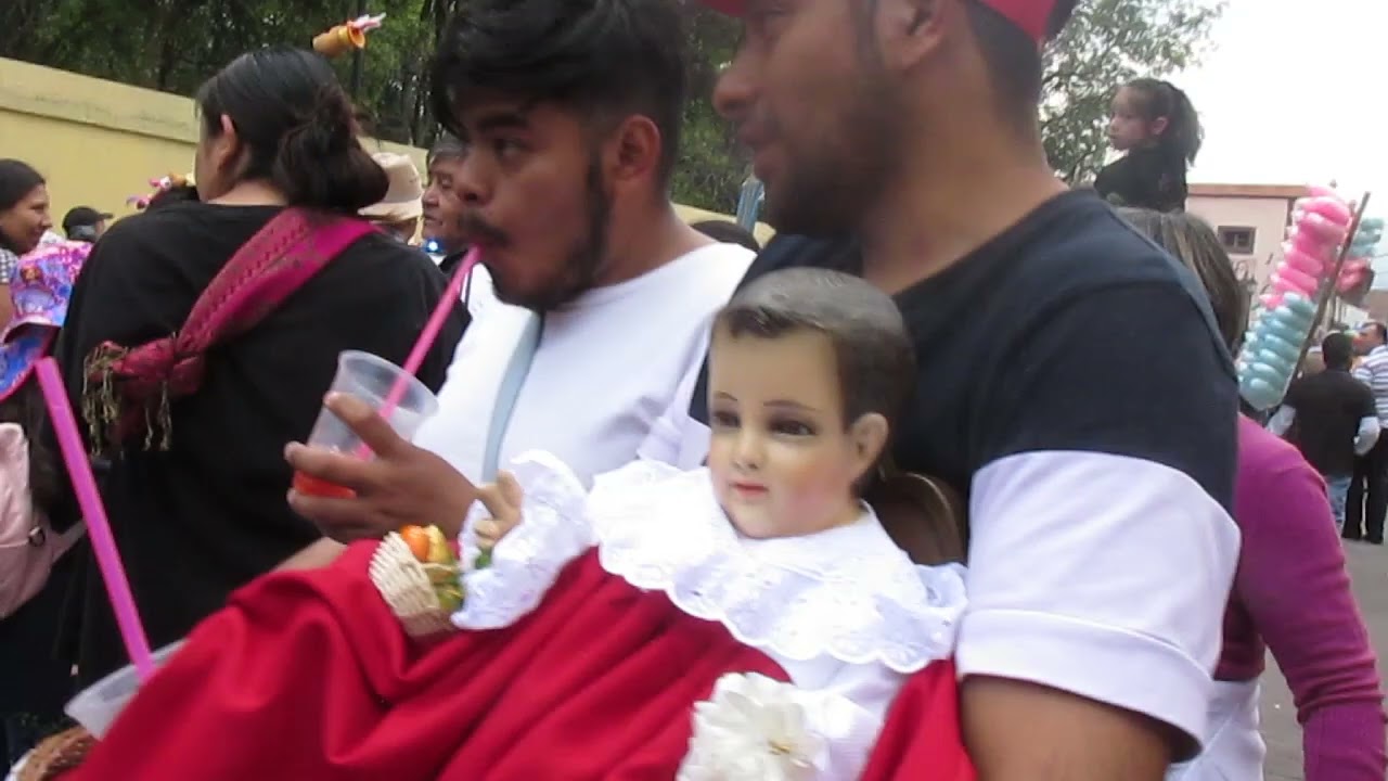 Niñopa de Xochimilco. Inicio de la multitudinaria procesión...