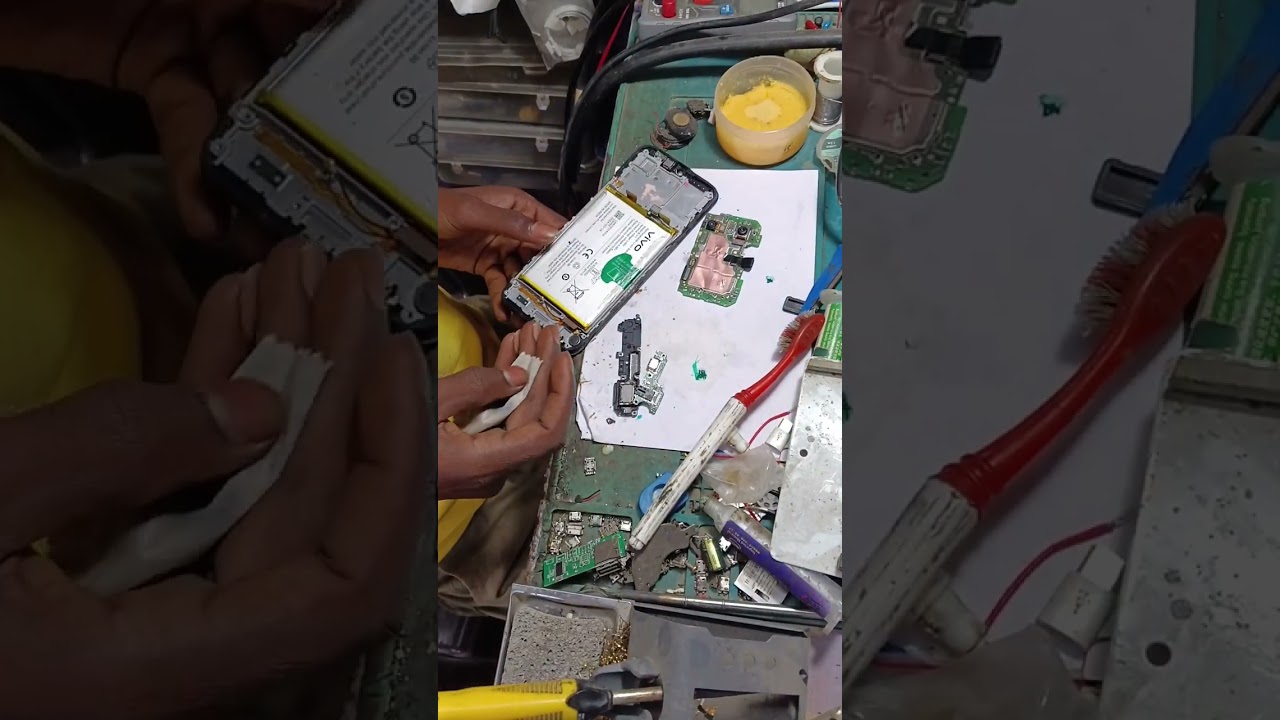 Munna Mobile repairing centre gariba chowk bazar 