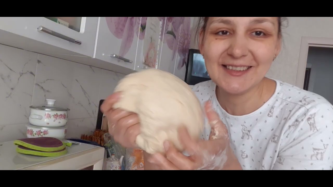 Ставлю тесто на пирожки и каральки,секрет вкусного теста!Все на чай!)