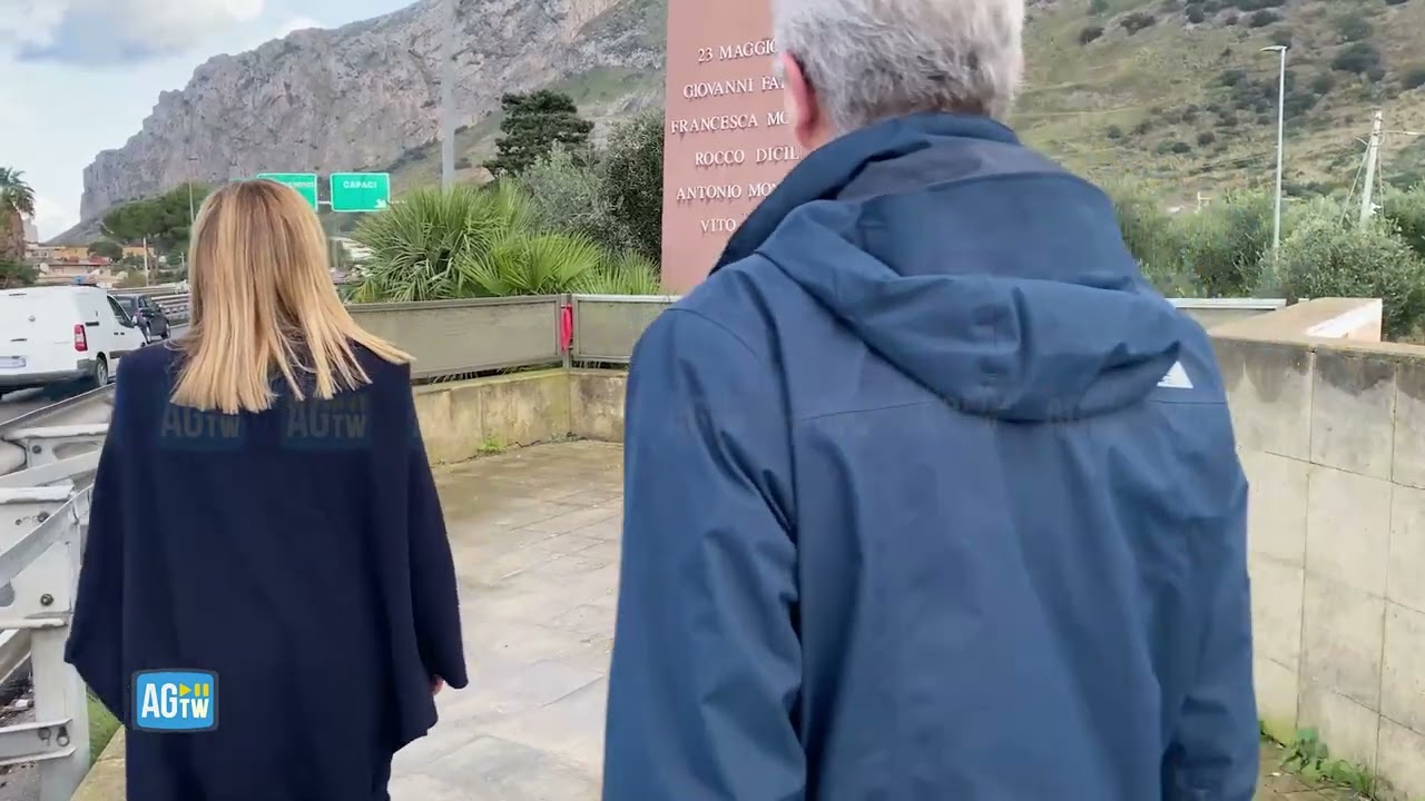 Meloni a Palermo, l'omaggio alla stele di Capaci