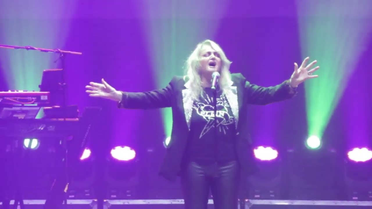 Bonnie Tyler. A total eclipse of the heart. Concierto Gijón 2025
