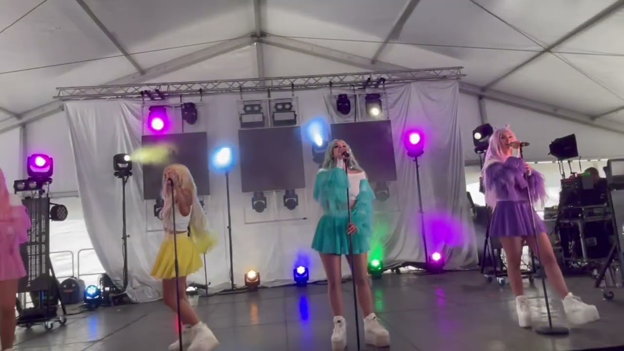 DOLLY STYLE | TROSA GALEJET | HABIBI