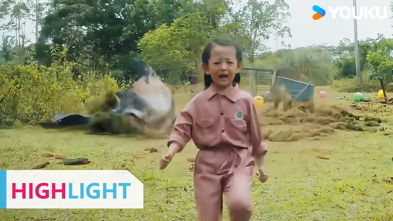 ENGSUB 小女孩正在荡秋千，突然背后跳出一只陆行鲨！|【陆行鲨 Land Shark】| YOUKU MOVIE | 优酷电影