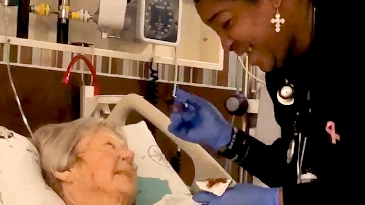 Heartwarming moment nurse sings beautifully while feeding her patient in Texas