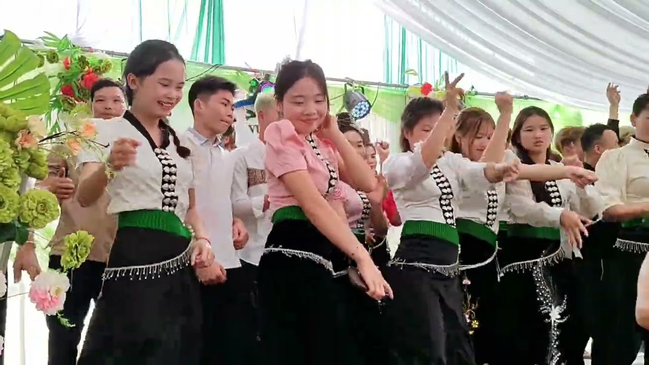 MỪNG HẠNH PHÚC 2 CHÁU CÔ DÂU THỊ THÀNH CHÚ RẺ VĂN THẮNG MỚI PI NỌNG ÂU CĂN TỎN ĐÉ ỦNG HỘ❤❤❤❤