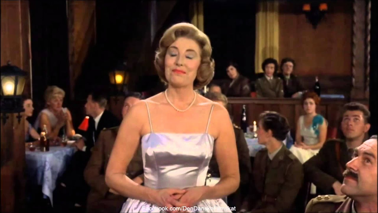 Venus fra Vestø (1962) - Wish me luck (Vera Lynn)