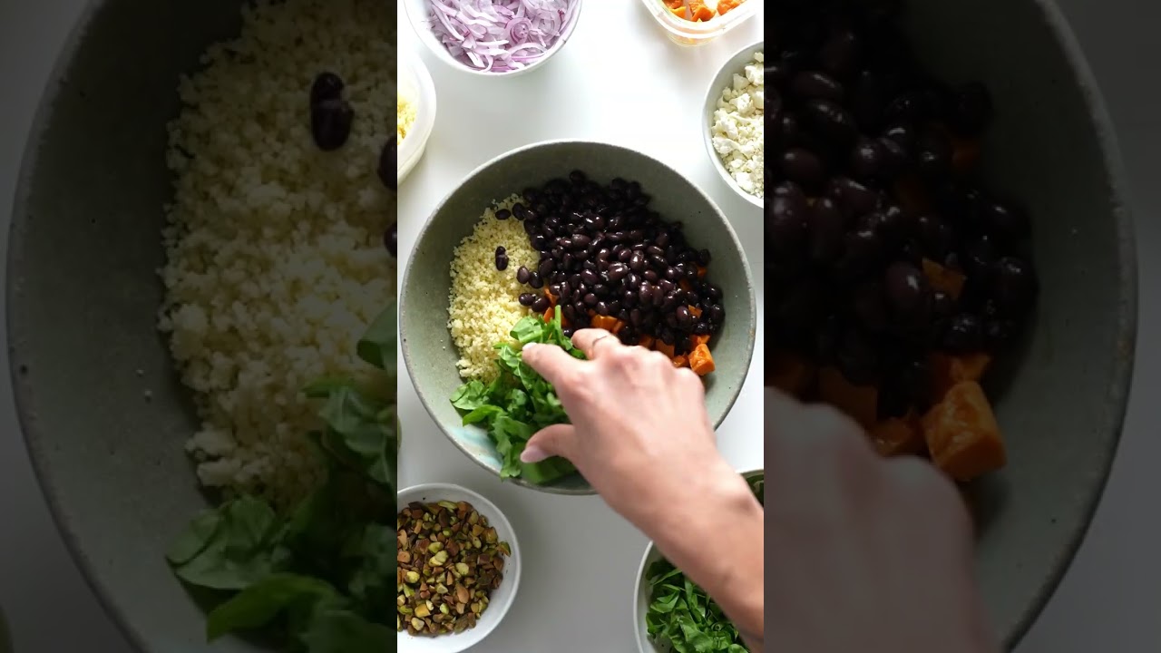 Салат из кускуса с заправкой из лайма и базилика