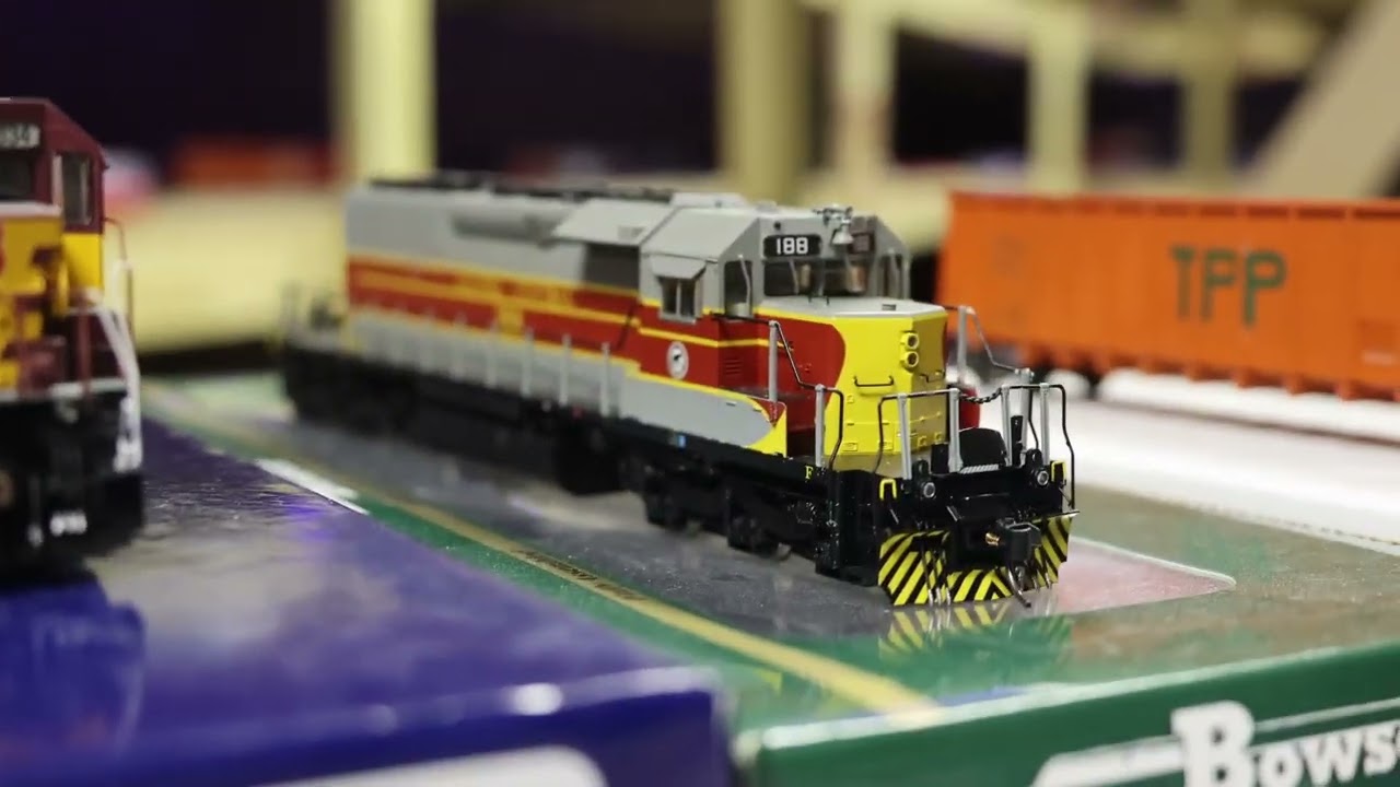 Ho scale April layout update, Wisconsin central in ho scale