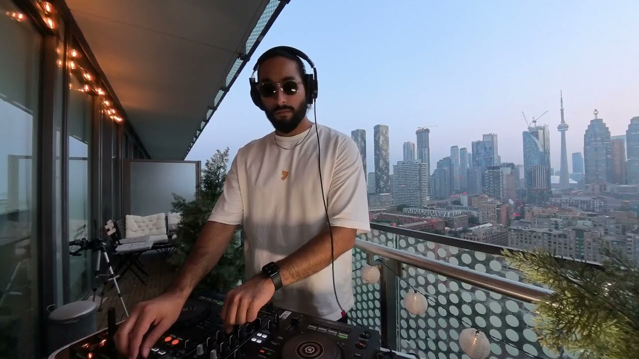 Progressive Melodic House Sundowner Set Toronto 2025