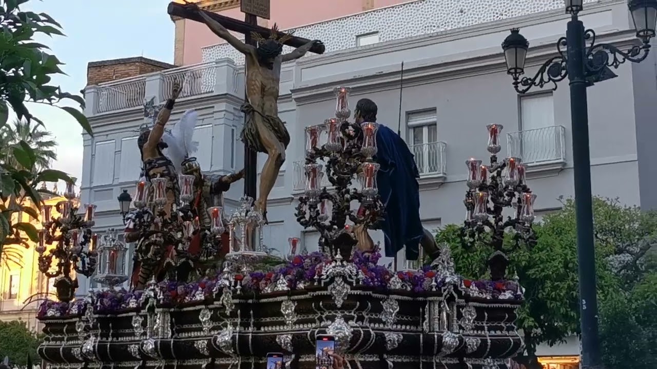 El Cerro del Águila por Avd. Constitución Sevilla 2025